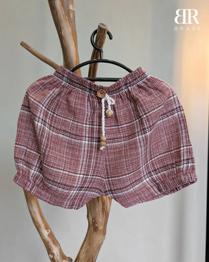 Checkered Shorts with wooden details