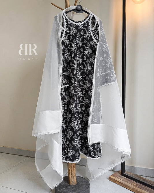 3-Piece Printed Premium Slub Lawn (Pret)