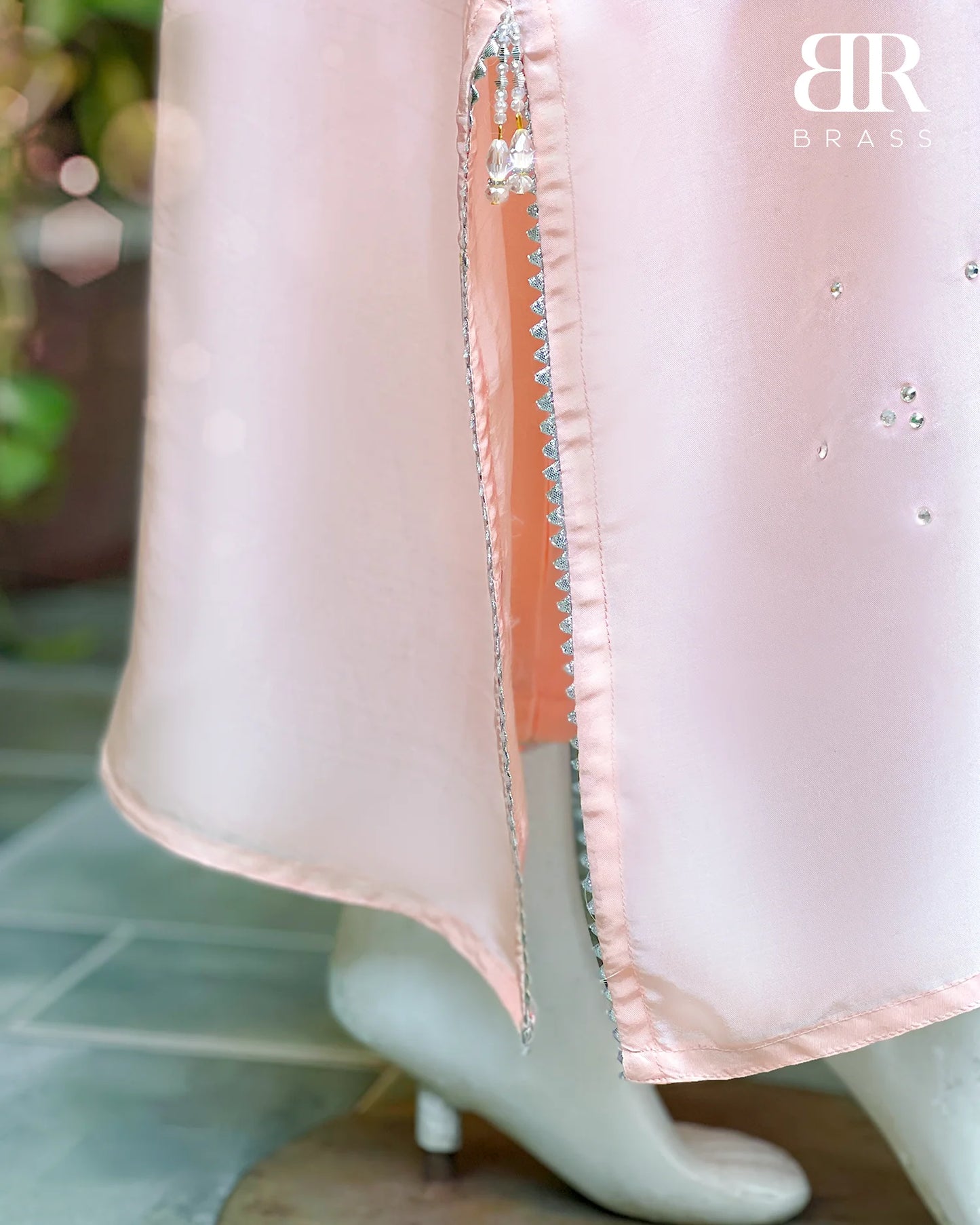 2 Piece Luxury Pret Hand Embellished Kaftaan